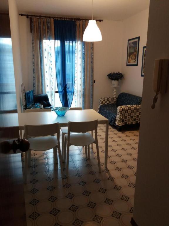 Appartamenti Falco Caorle Exteriör bild