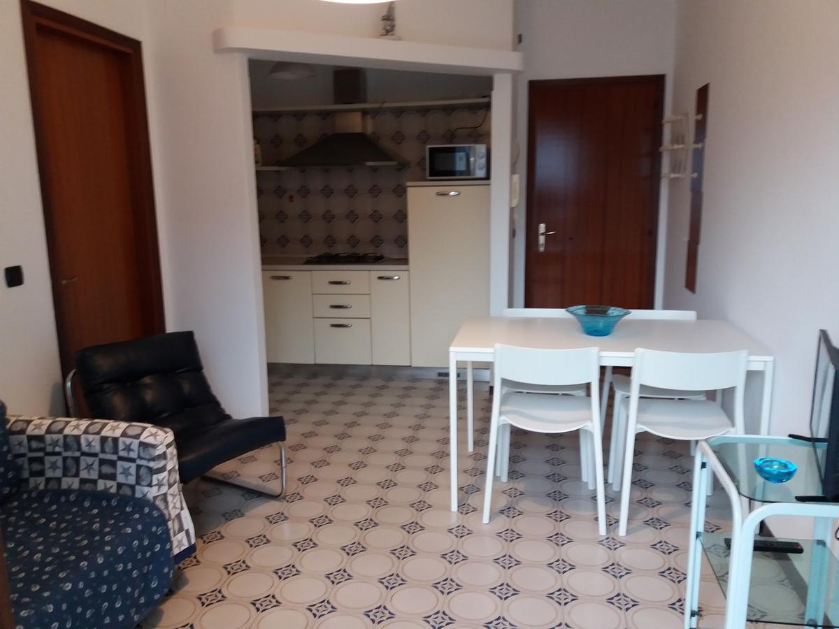 Appartamenti Falco Caorle Exteriör bild