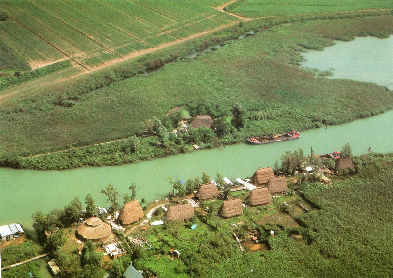 Appartamenti Falco Caorle Exteriör bild