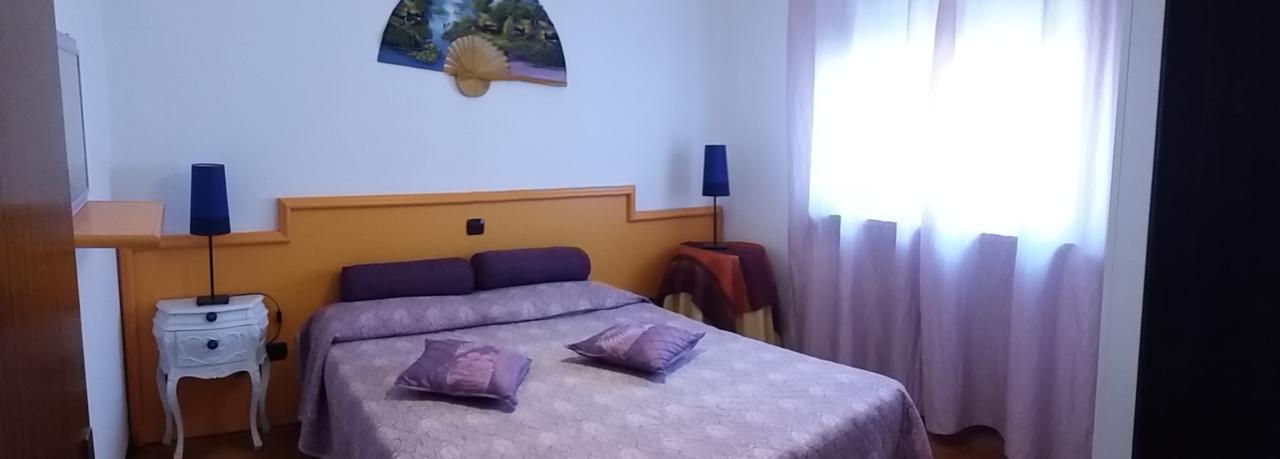 Appartamenti Falco Caorle Exteriör bild